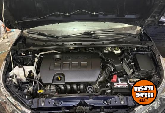Autos - Toyota Corolla 1.8 XLI CVT 2015 Nafta 180000Km - En Venta