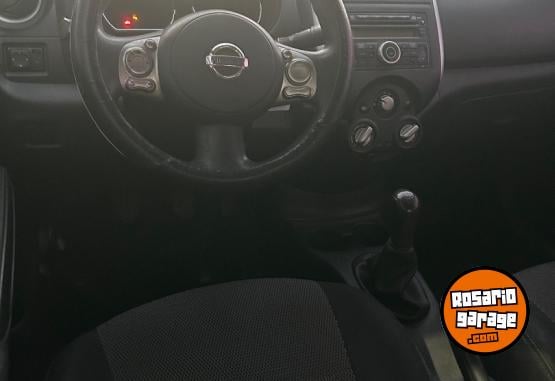 Autos - Nissan Versa 1.6 Advance Mt 2014 Nafta 150000Km - En Venta