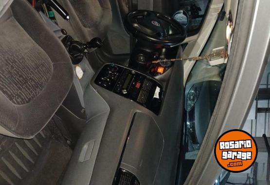 Autos - Fiat L�nea Essence 2010 Nafta 190000Km - En Venta