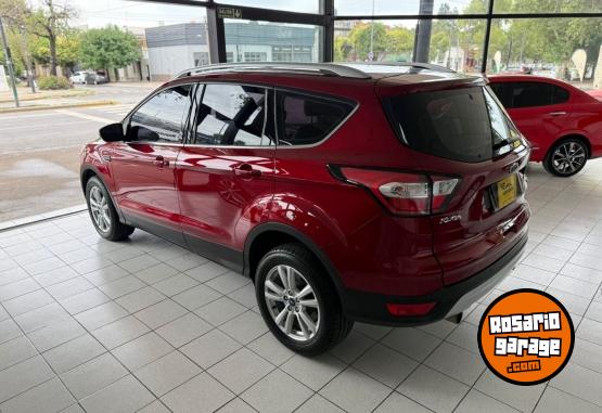 Camionetas - Ford Kuga SEL 2017 Nafta 100000Km - En Venta