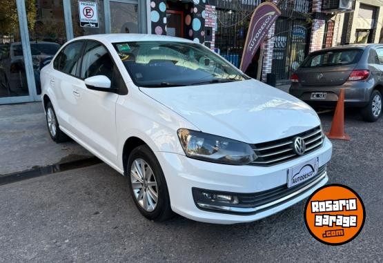 Autos - Volkswagen Polo Comfortline 2017 Nafta 110000Km - En Venta