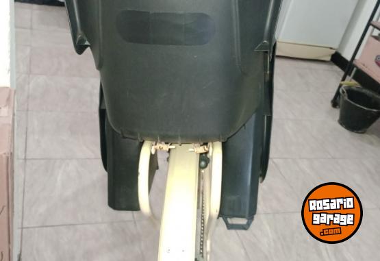 Deportes - Líquido líquido bici R26 DOLPHIN de paseo con asiento para niño - En Venta