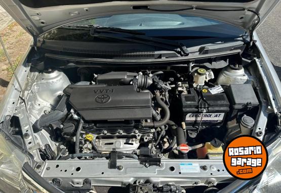 Autos - Toyota ETIOS PLATINUN 2016 Nafta 120000Km - En Venta