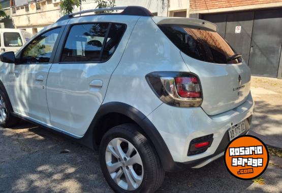 Autos - Renault Sandero stepway privilege 2017 Nafta 108000Km - En Venta