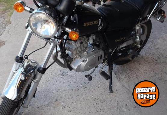 Motos - Suzuki SUZUKI GN 125 2013 Nafta 13256Km - En Venta