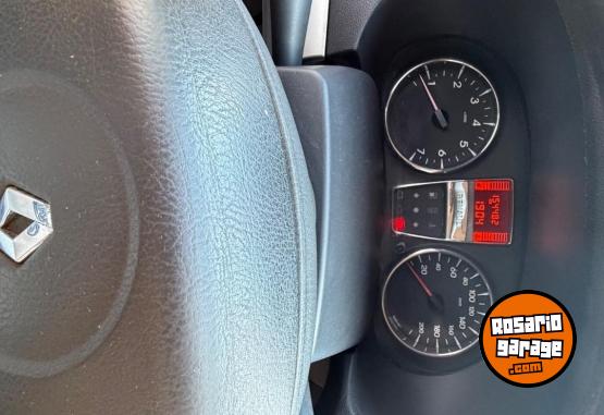 Autos - Renault Symbol 2011 Nafta 154000Km - En Venta