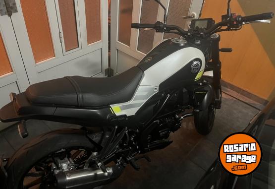 Motos - Benelli Leoncino 2023 Nafta 1400Km - En Venta
