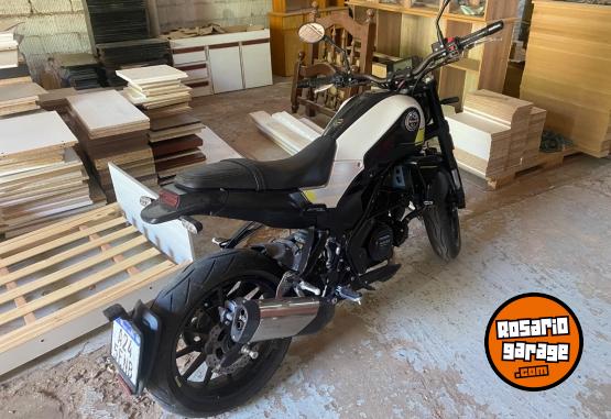 Motos - Benelli Leoncino 2023 Nafta 1400Km - En Venta