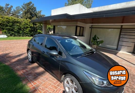 Autos - Chevrolet Cruze LT 2017 Nafta 140000Km - En Venta