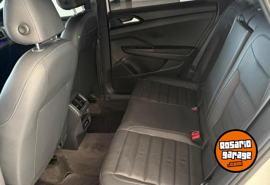 Autos - Volkswagen Taos Highline Bitono 2024 Nafta 58138Km - En Venta