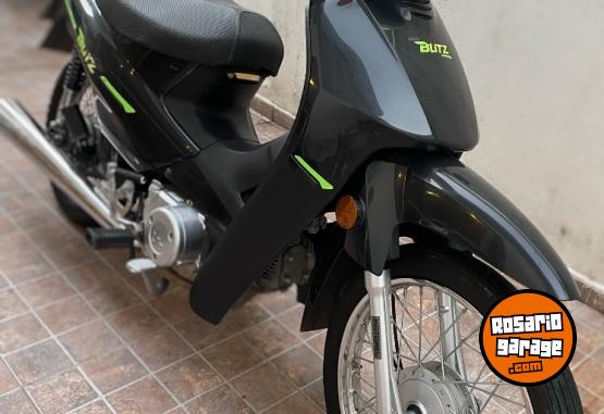 Motos - Motomel Blitz 2024 Nafta 6600Km - En Venta