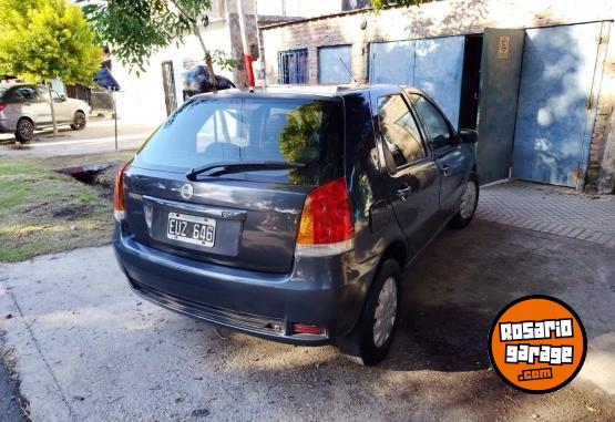 Autos - Fiat Palio 2005 GNC 140000Km - En Venta