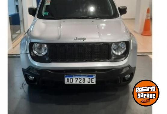 Camionetas - Jeep RENEGADE SPORT 1.8 AT 2019 Nafta 42500Km - En Venta