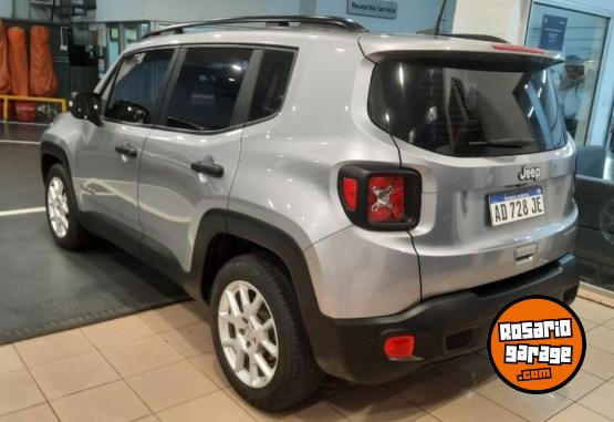 Camionetas - Jeep RENEGADE SPORT 1.8 AT 2019 Nafta 42500Km - En Venta