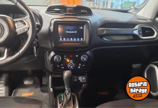 Camionetas - Jeep RENEGADE SPORT 1.8 AT 2019 Nafta 42500Km - En Venta