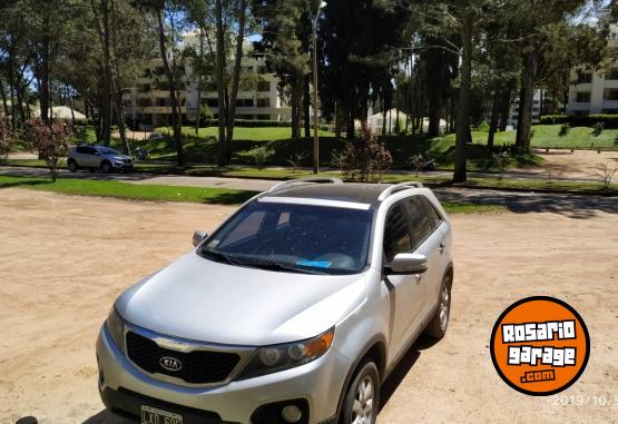 Camionetas - Kia Sorento 2012 Nafta 216000Km - En Venta