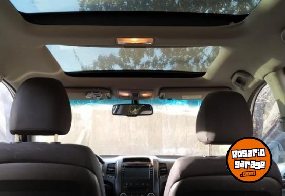 Camionetas - Kia Sorento 2012 Nafta 219000Km - En Venta