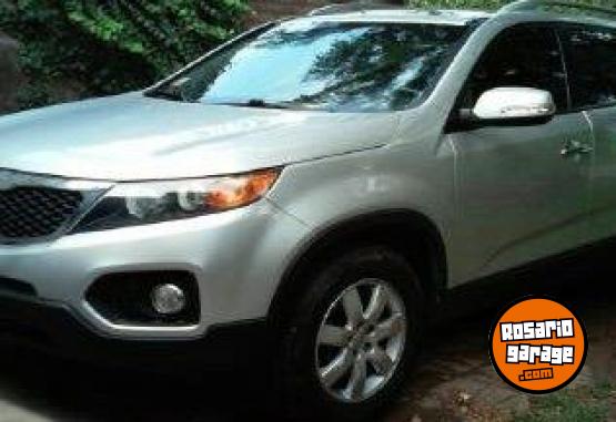 Camionetas - Kia Sorento 2012 Nafta 219000Km - En Venta