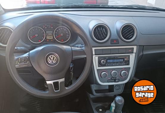 Autos - Volkswagen Voyage 2010 Nafta 72000Km - En Venta