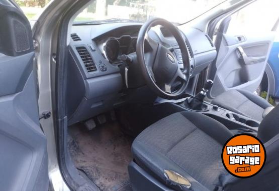 Camionetas - Ford RANGER 4X4 2012 Diesel 230000Km - En Venta
