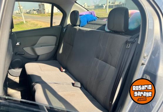 Autos - Renault Logan 2016 Nafta 108000Km - En Venta