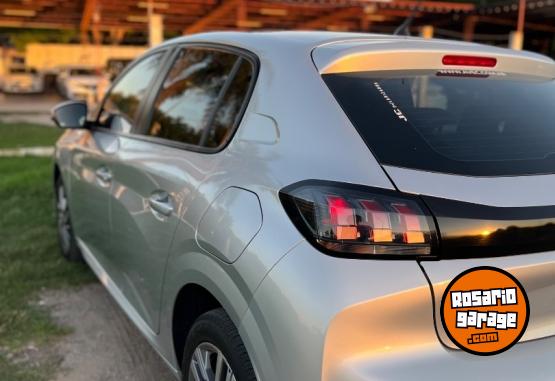Autos - Peugeot 208 2021 Nafta 38000Km - En Venta