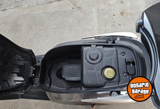 Motos - Kymco Like 125 2024 Nafta 4200Km - En Venta