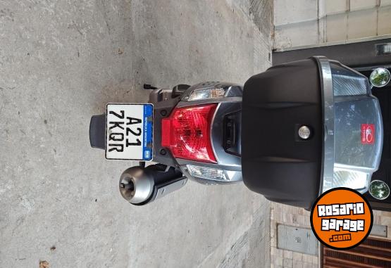 Motos - Kymco Like 125 2024 Nafta 4200Km - En Venta