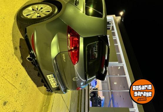 Autos - Volkswagen Golf Comfortline 2017 Nafta 165000Km - En Venta