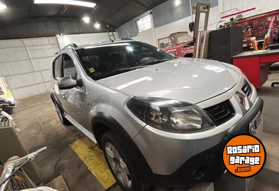 Autos - Renault Sandero Stepway Lux 2011 Nafta 138000Km - En Venta