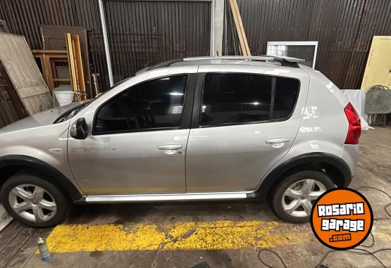 Autos - Renault Sandero Stepway Lux 2011 Nafta 138000Km - En Venta
