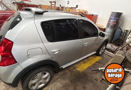 Autos - Renault Sandero Stepway Lux 2011 Nafta 138000Km - En Venta