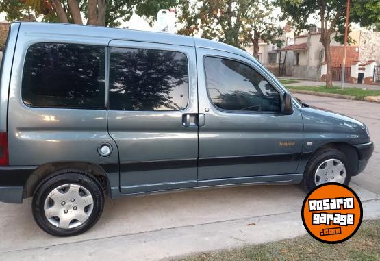 Utilitarios - Peugeot Partner patagonica 1.9 2009 Diesel 190100Km - En Venta