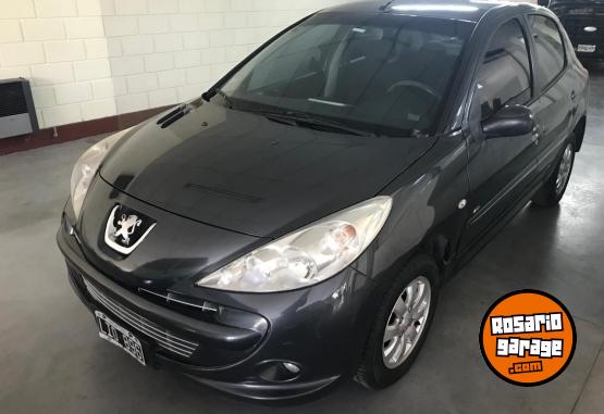 Autos - Peugeot 207 2012 Diesel 185000Km - En Venta