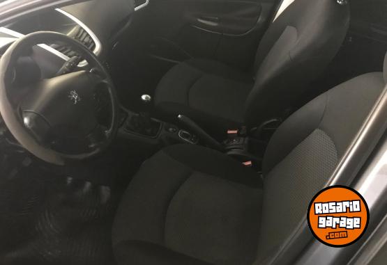 Autos - Peugeot 207 2012 Diesel 185000Km - En Venta