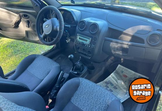 Autos - Ford Ka viral 1.0 2011 Nafta 140000Km - En Venta