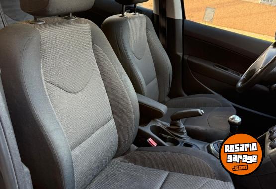 Autos - Peugeot 408 Allure 2.0 Nav 2015 Nafta 97500Km - En Venta