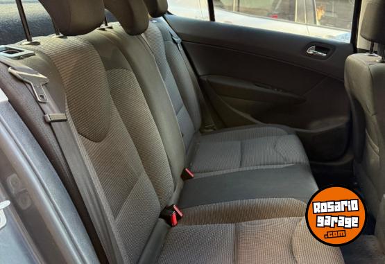 Autos - Peugeot 408 Allure 2.0 Nav 2015 Nafta 97500Km - En Venta