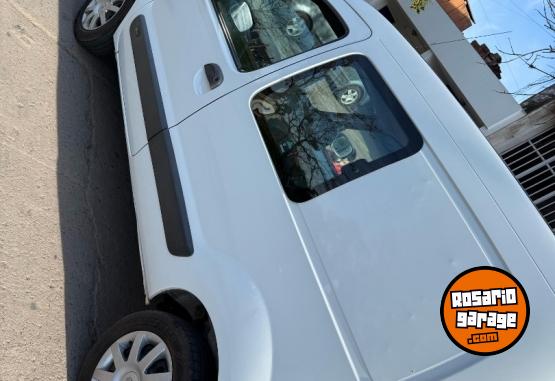 Utilitarios - Renault KANGOO 2011 Nafta 188000Km - En Venta