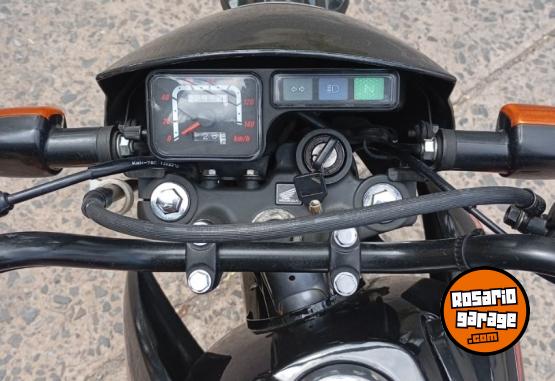 Motos - Honda XR 2014 Nafta 23000Km - En Venta
