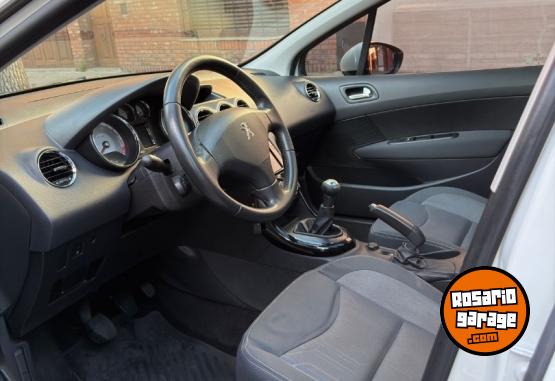 Autos - Peugeot 308 allure 1.6 nafta 2017 Nafta 98000Km - En Venta