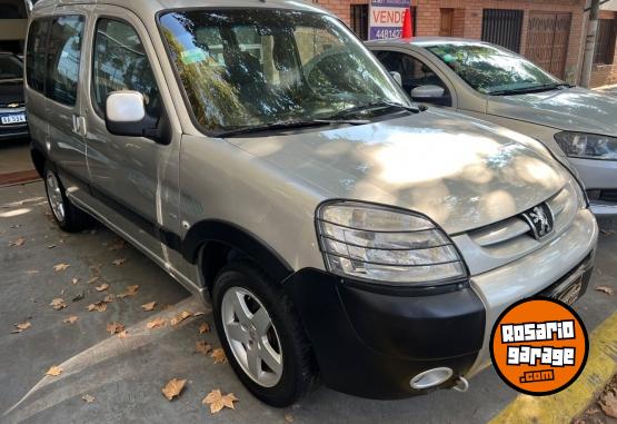 Utilitarios - Peugeot Partner patagónica hdi 2012 Diesel 160000Km - En Venta