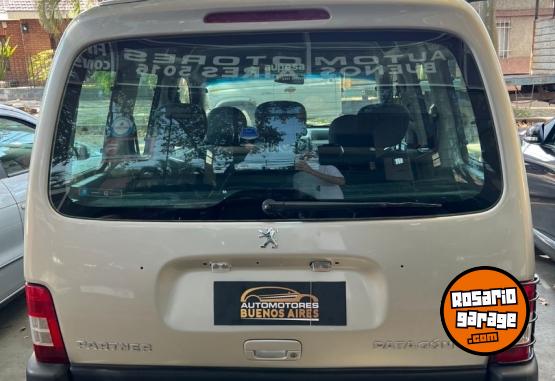 Utilitarios - Peugeot Partner patagónica hdi 2012 Diesel 160000Km - En Venta