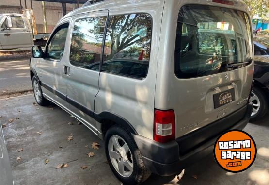 Utilitarios - Peugeot Partner patagónica hdi 2012 Diesel 160000Km - En Venta
