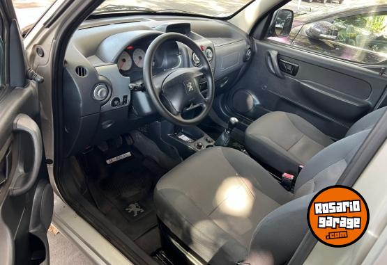 Utilitarios - Peugeot Partner patagónica hdi 2012 Diesel 160000Km - En Venta