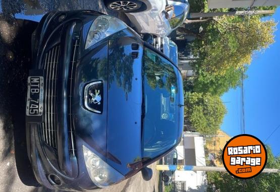 Autos - Peugeot 207 2013 Nafta 160000Km - En Venta