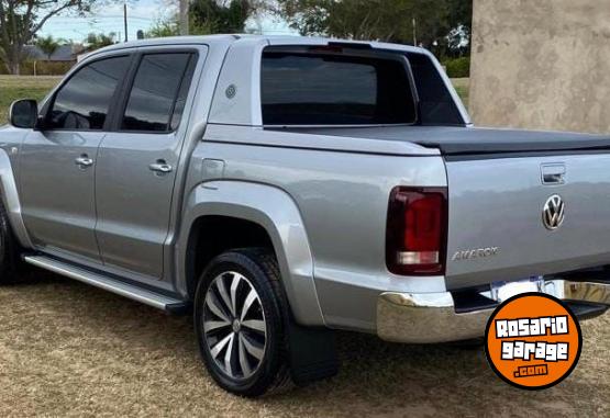Camionetas - Volkswagen Amarok 2023 Diesel 68000Km - En Venta