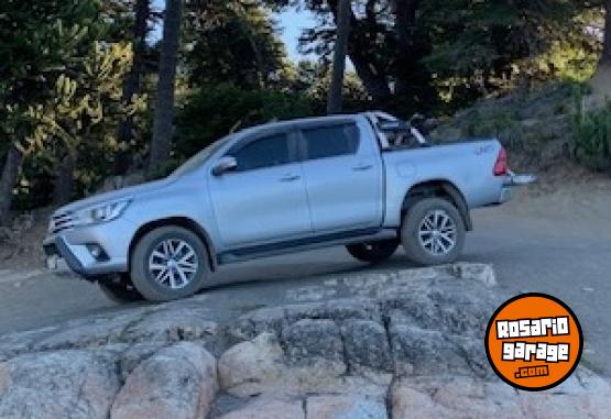Camionetas - Toyota HILUX SRX, AT 2016 Diesel 250000Km - En Venta
