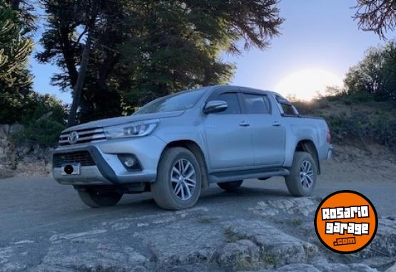 Camionetas - Toyota HILUX SRX, AT 2016 Diesel 250000Km - En Venta