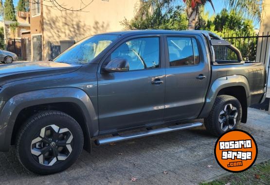 Camionetas - Volkswagen Amarok V6 2025 Diesel 22000Km - En Venta